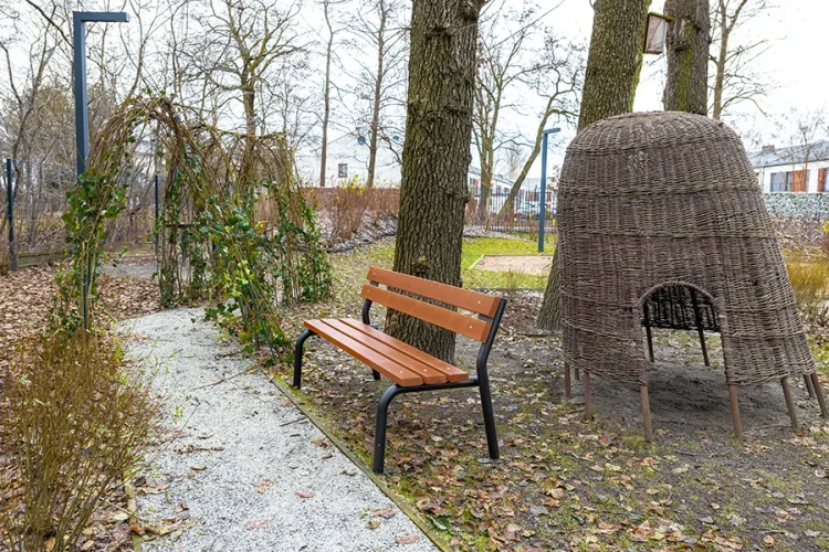 Ławka ogrodowa Frykas 120 (kasztan)